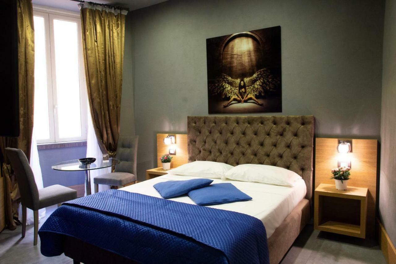 Umberto I° Suite & Spa Наполи Екстериор снимка