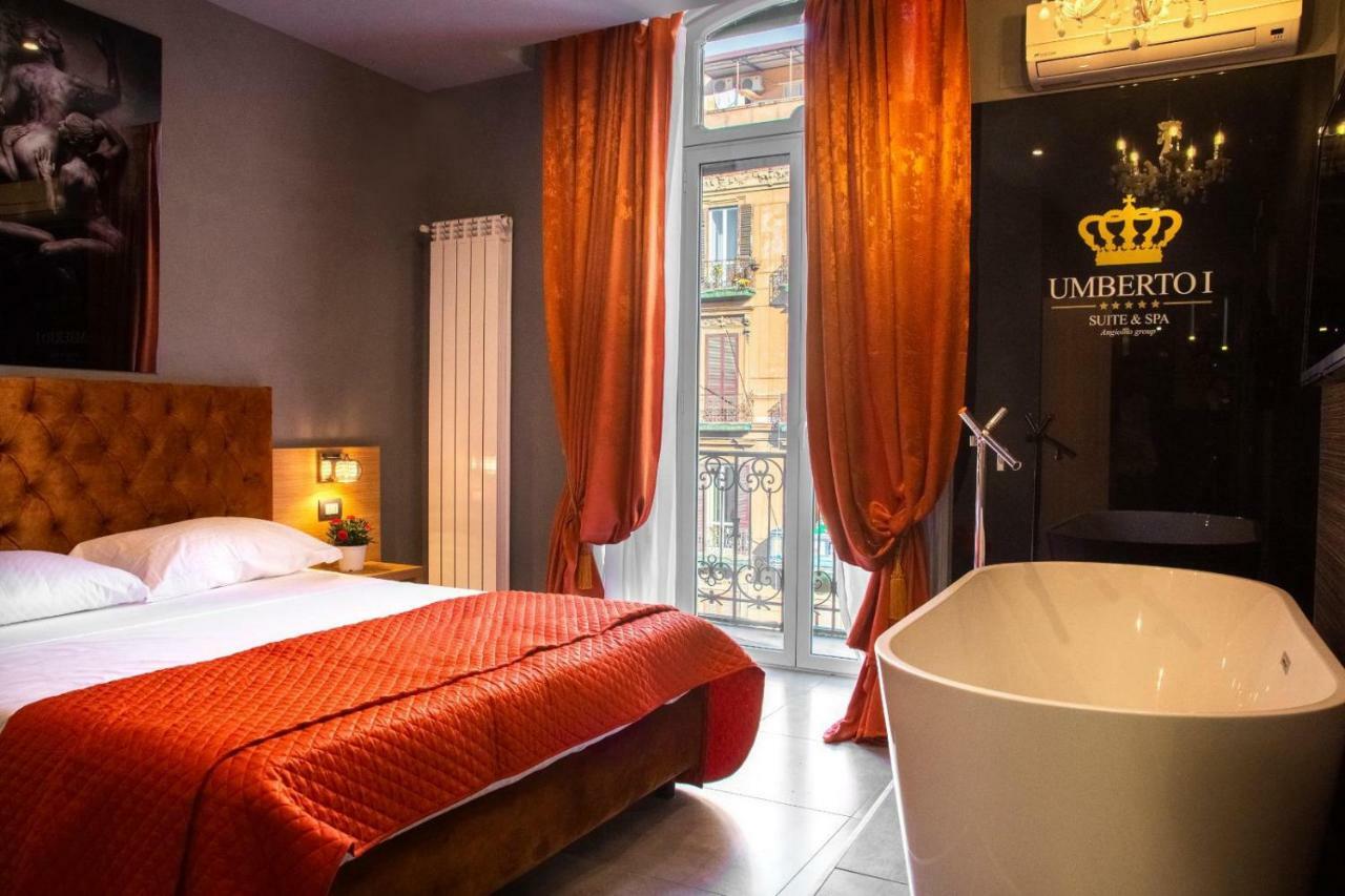 Umberto I° Suite & Spa Наполи Екстериор снимка